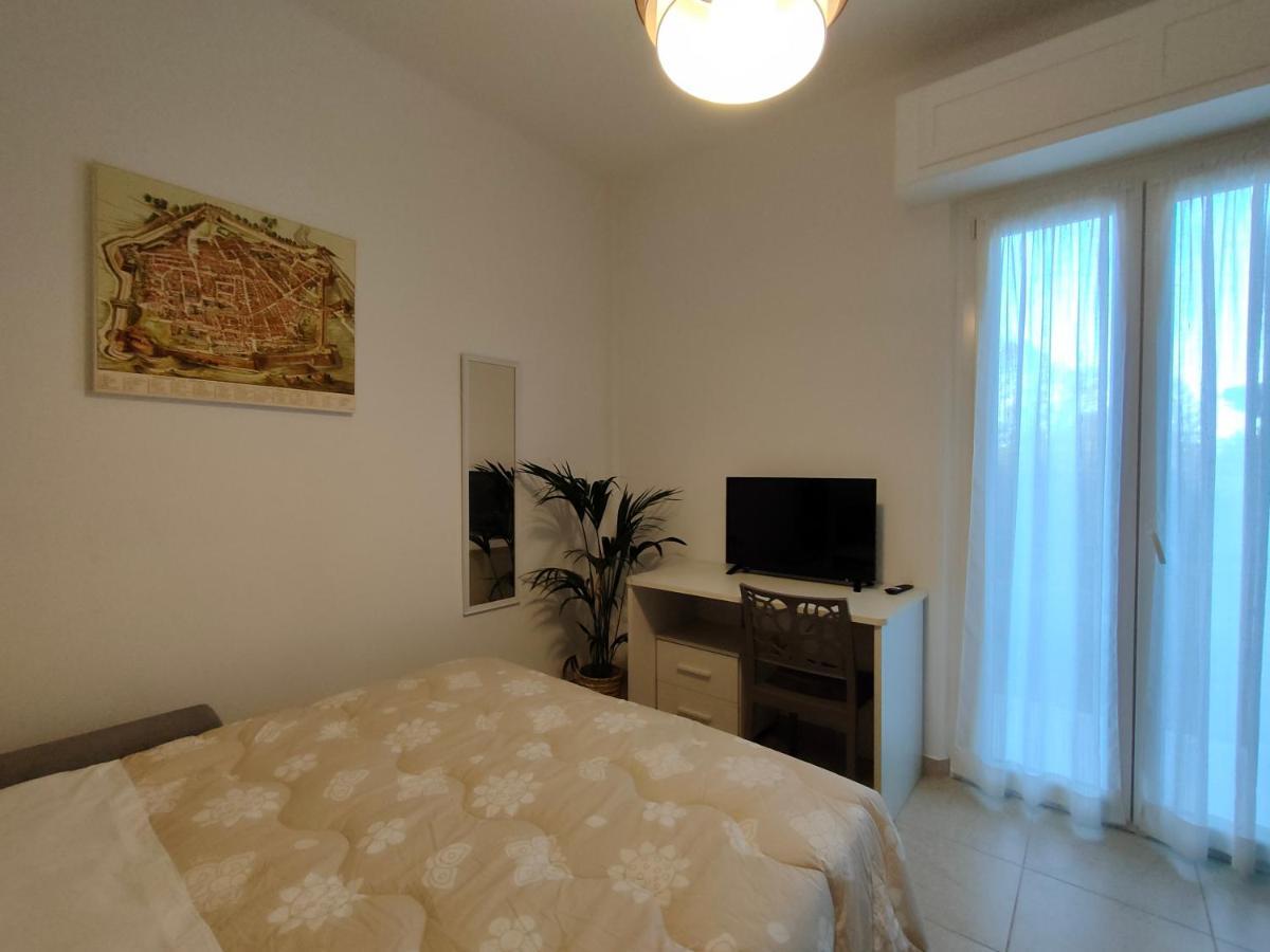شقة La Casa Di Ewa - Pesaro Centro-Mare المظهر الخارجي الصورة